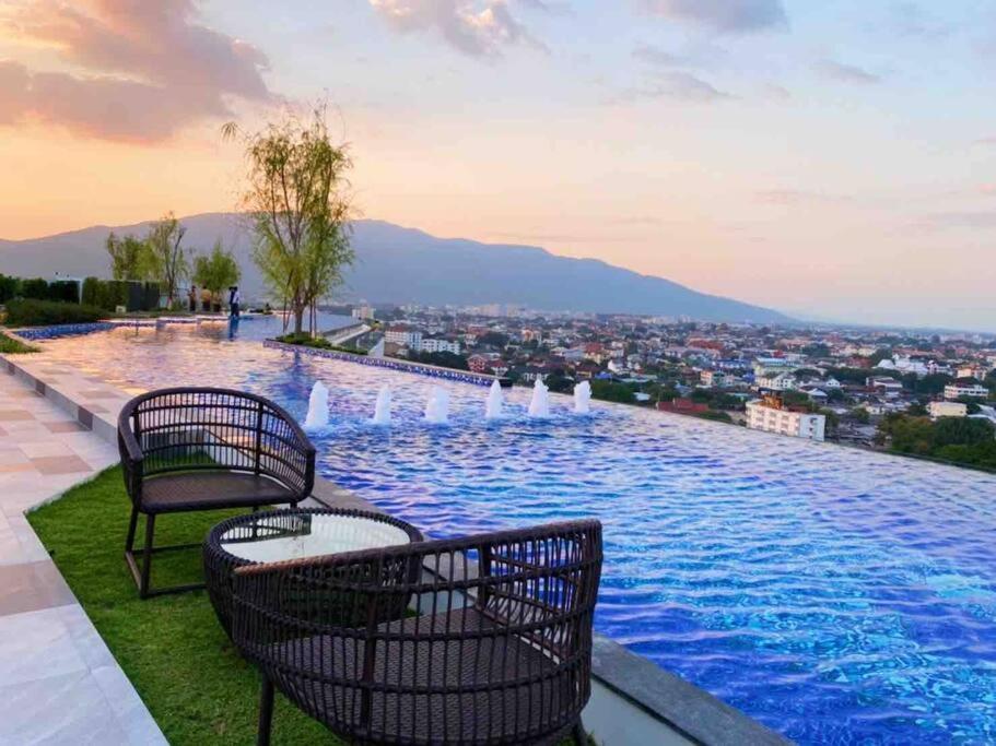 New & Cozy 2 Bedroom @ The Astra Sky River เชียงใหม่ ภายนอก รูปภาพ